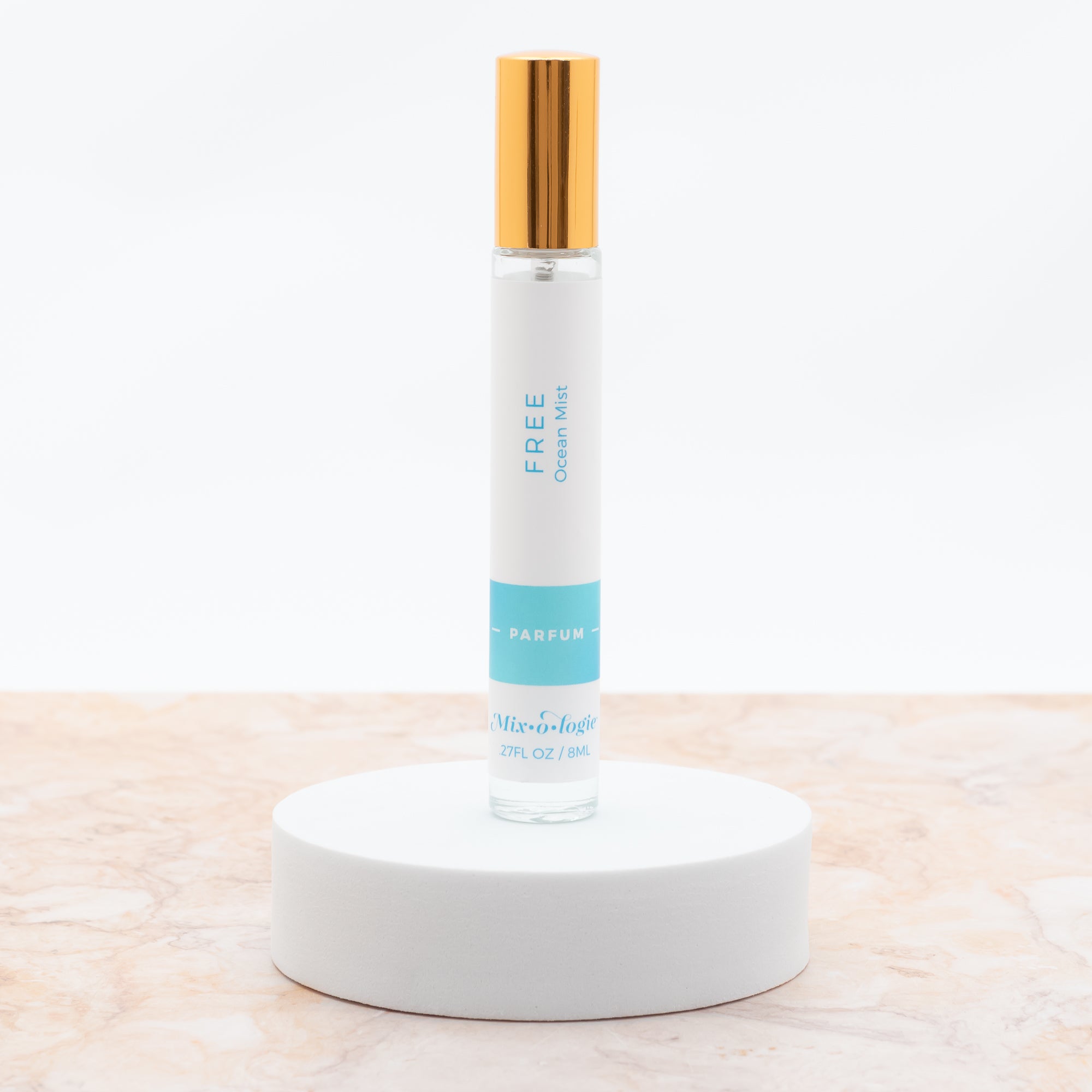 Free (Ocean Mist) Parfum Spray 8 mL Pen